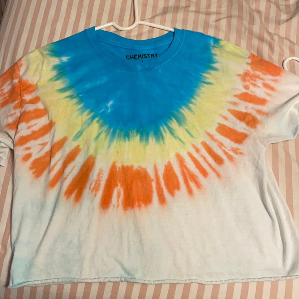 tie dye crop top